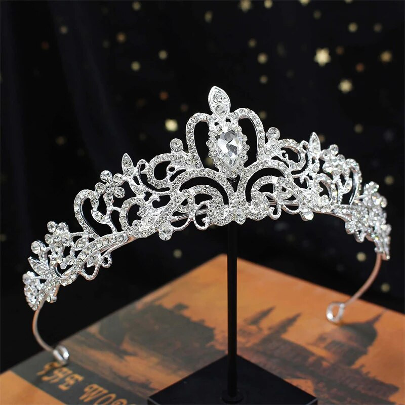 Kristalne krune i tijare s češljastom trakom za glavu za djevojčice, žene, princeze, rođendanska zabava, vjenčanje, maturalna zabava, svadbeni božićni darovi