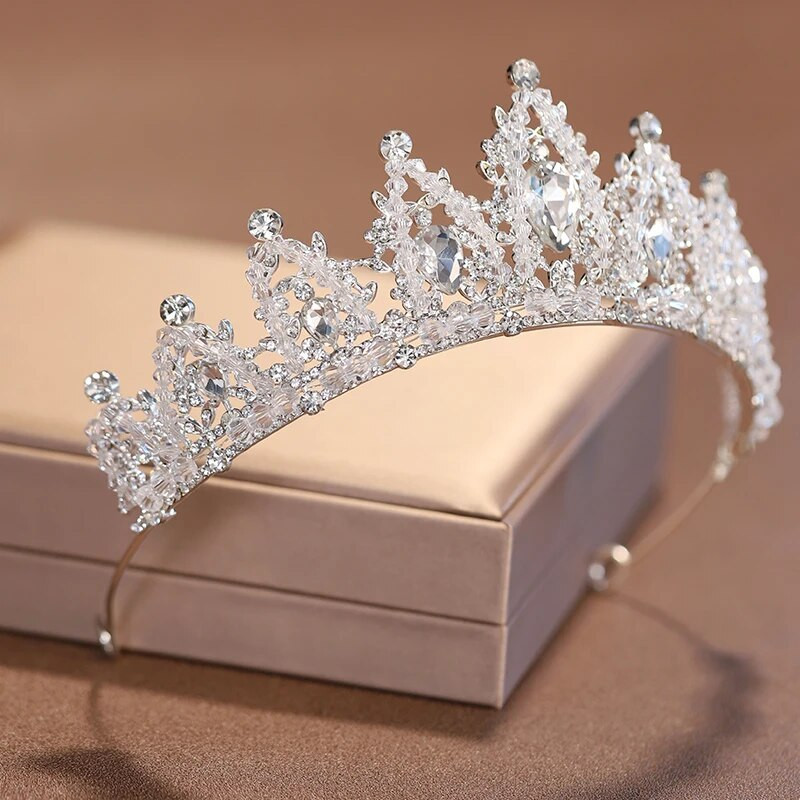 Itacazzo Νυφικά Καπέλα Μπαρόκ σε ασημί χρώμα Πολυτελές στιλ Εκθαμβωτικό γυναικείο νυφικό στέμμα γενεθλίων για κορίτσι τιάρα