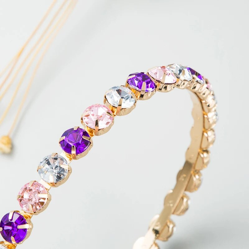 Izsmalcināta baroka stila sieviešu metāla matu gumija