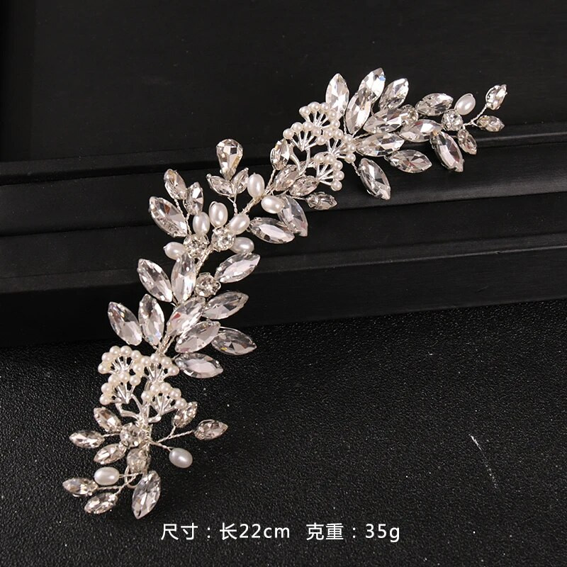 Hõbedase värviga kristallpärlilehega peapael Juuksepael Tiara naistele Pruudi pulmajuuksed Aksessuaarid Ehted Viinapuust peakate