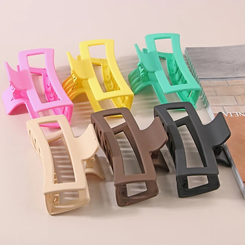 Suur jäätunud ruudukujuline haaratsiklamber 13 cm õõnsa seljapeaga juuksenõelaga juuksenõelaga juuksetarvikud Lihtne haiklambriga juukseklamber