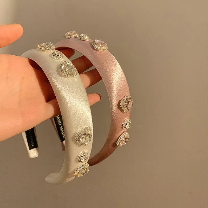 Nova ružičasta djevojka ~ Love Rhinestone satenska traka za kosu Široka bočna visoka lubanja Svestrana slatka traka za glavu 2023 Korejski ukras za kosu