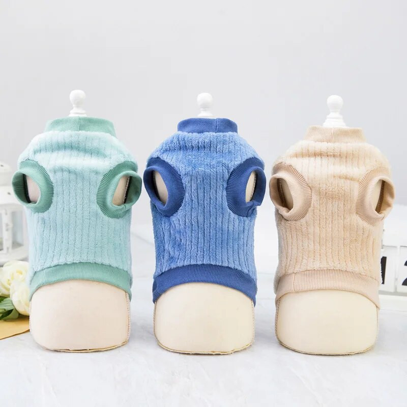 Mājdzīvnieku apģērbi Suņu apģērbi Rudens un ziemas jauni mājdzīvnieku apģērbi ar divām kājām plīša jaka Vertikāls plīša korejiešu versijas plīša jaka