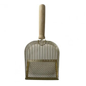 Mājdzīvnieku rīks Metāla kaķu pakaišu liekšķere ar garu koka rokturi, nelīpošs, rievots sijātājs, kas paredzēts kaķēnu izkārnījumu izmēram.