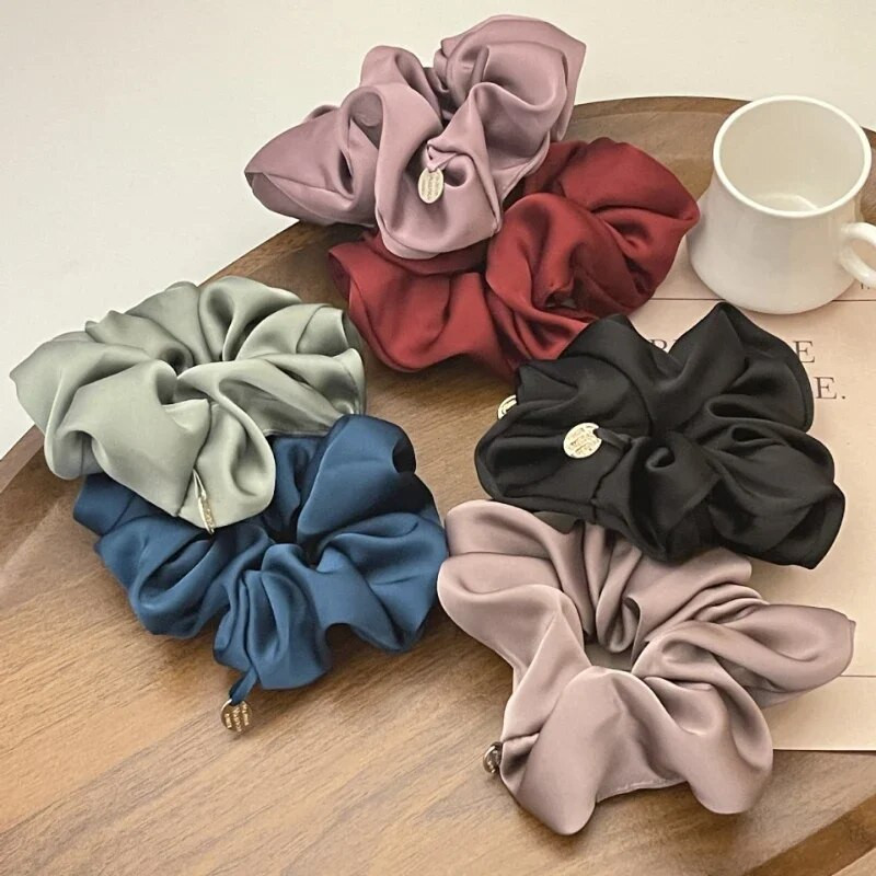 Satin Silk Hair Scrunchies Black Hair Saites Meitenēm un Sievietēm Scrunchie Vienkrāsains matu aksesuāri Scrunch matu sprādzes sievietēm