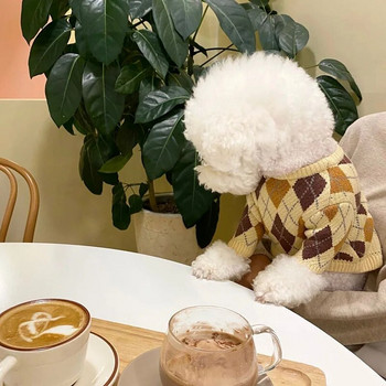 Класически карирани дрехи за кучета Зимни топли пуловери Куче Плетива с два крака Домашни любимци Популярни дрехи Стоки за домашни любимци XS-XL