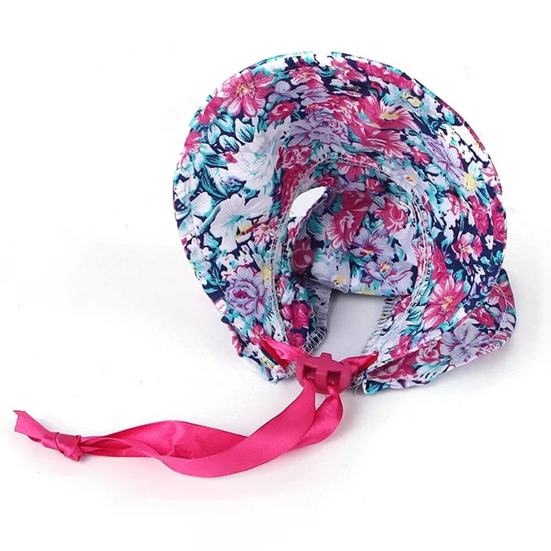 Suņu cepure ar ausu atverēm āra saules aizsardzībai. Ziedu suņu cepure, mātīšu vasaras mājdzīvnieku aizsargplēve, regulējama kucēniem