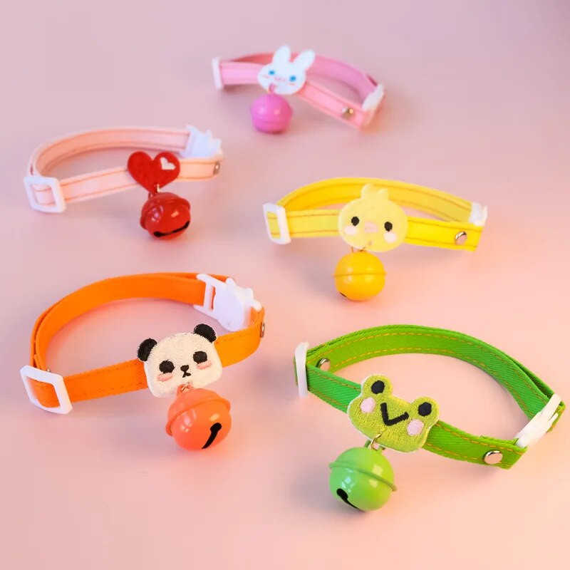 Itin mielas medvilninis kačių antkaklis nuo užspringimo, saugos sagtis Reguliuojamas naminių gyvūnėlių antkaklis Triušiui/varlei/Panda Big Bells Cats Priedai 1vnt.