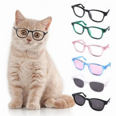 Mājdzīvnieku UV aizsardzības brilles Modernas mazas mājdzīvnieku aizsargbrilles Stilīgas mājdzīvnieku saulesbrilles Vieglas kaķu brilles Saulesbrilles foto rekvizīti