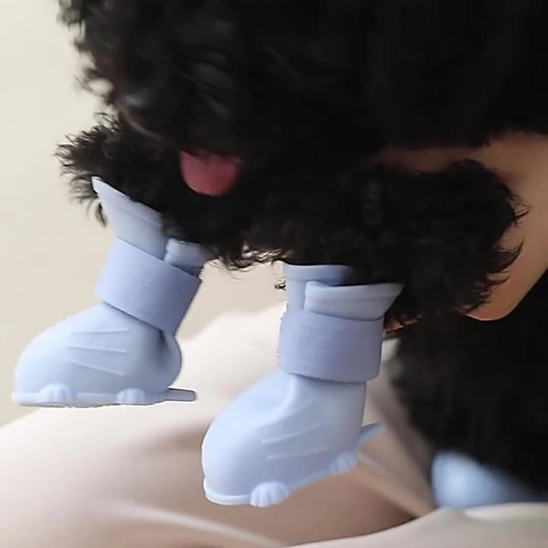 4db Kutya esőcsizma szilikon kölyökcipő kisállat mancs védő csúszásgátló vízálló macskacipő gumicsizma kültéri lábbelihez zokni