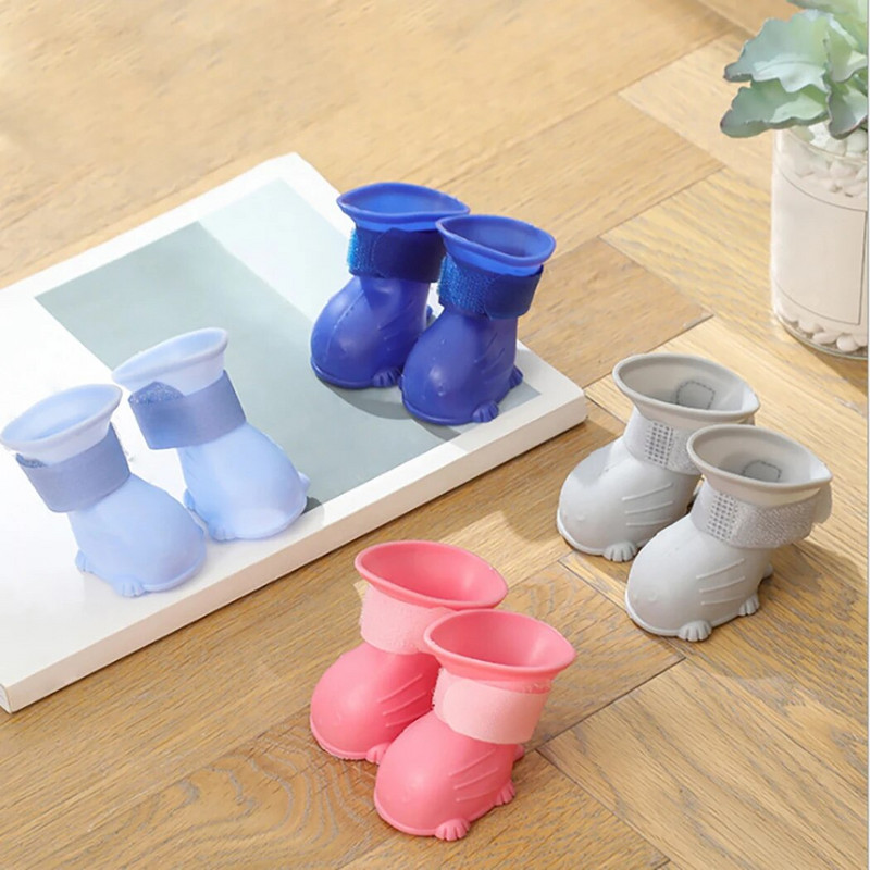 4db Kutya esőcsizma szilikon kölyökcipő kisállat mancs védő csúszásgátló vízálló macskacipő gumicsizma kültéri lábbelihez zokni