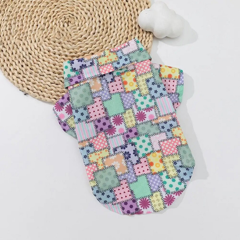 Stílusos tollnyomtatás kisállat kölyökkutya kétlábú ruhák rövid ujjú nyári kutyablúz rögzítőszalag mindennapi viselethez