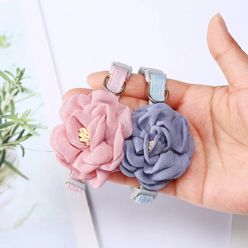 Ρυθμιζόμενο κολάρο γάτας Παπιγιόν κολιέ λουλουδιών γάτας Κολιέ με κουμπιά γραβάτα για κουτάβι και δώρο Αξεσουάρ για κατοικίδια Αξεσουάρ για κουτάβι