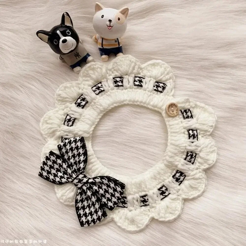 Ziemassvētku mājdzīvnieku vilnas trikotāžas priekšautiņš siekalu dvielis kaķa šalle apkakle Bandana Flower Bell mājdzīvnieku kaklarotas aksesuāri аксесуары для собак