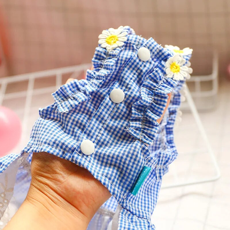 Μπλε καρό φόρεμα για σκύλους, ντεκόρ μαργαρίτας, ζαρτιέρες, γιλέκο για γάτες, ρούχα για κουτάβια, πουκάμισο για σκύλους, μικρά σκυλιά, τσιουάουα, L, καλοκαίρι