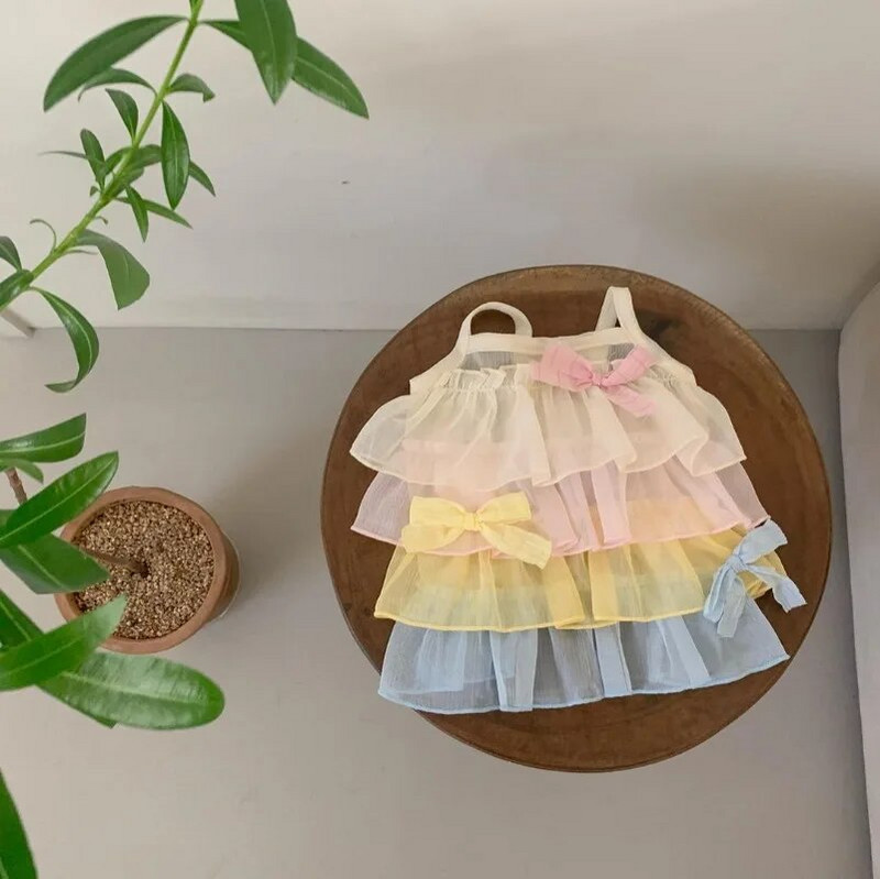 Ins Bow Καλοκαιρινά ρούχα για σκύλους Rainbow Chiffon Cake Layered Dog Suspender φούστα Χωρίς τσάντα Pet Cat Dog Teddy Puppy Φορέματα Ρούχα για κατοικίδια