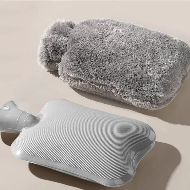 Ziemas liels termiskais karstā ūdens maiss ar vāku karstā ūdens pudeles plīša auduma komplekts roku sildītājs PVC ūdens sildīšanas maiss roku siltam vēderam