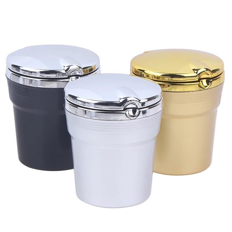 1GB Automašīnas LED pelnu trauks Atkritumu monētu glabāšanas krūzes konteiners Cigāru pelnu trauks Automašīnas stila universāla izmēra pelnu trauki