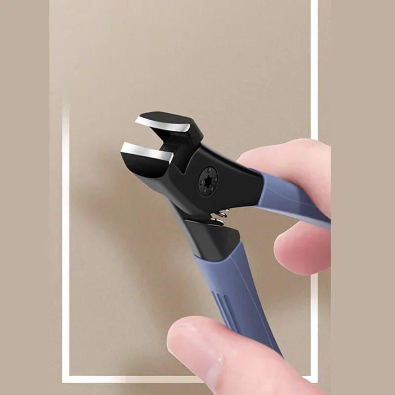 Pret šļakatām mājdzīvnieku nagu griešanas mašīnas, biezas cietas spīļu nagu noņemšanas līdzeklis tērauda šķēres kaķiem, suņiem, nagiem, atzarošanas kopšanas piederumiem