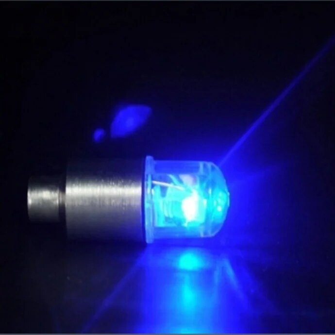2/4Gb Auto LED gaismas Motociklu Velosipēdu Gaismas Riepu Vārstu Pārsegi Dekoratīvie Gaismas Riepu Vārstu Pārsegi Zibspuldzes Neona gaismas