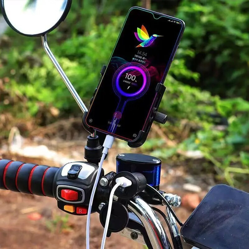 Motocikla lādētāja adapteris Barošanas avota ligzda Tālrunis Motocikla GPS MP4 USB ports 12V 2.1A priekš ktm exc suzuki bandit yamaha mt 07