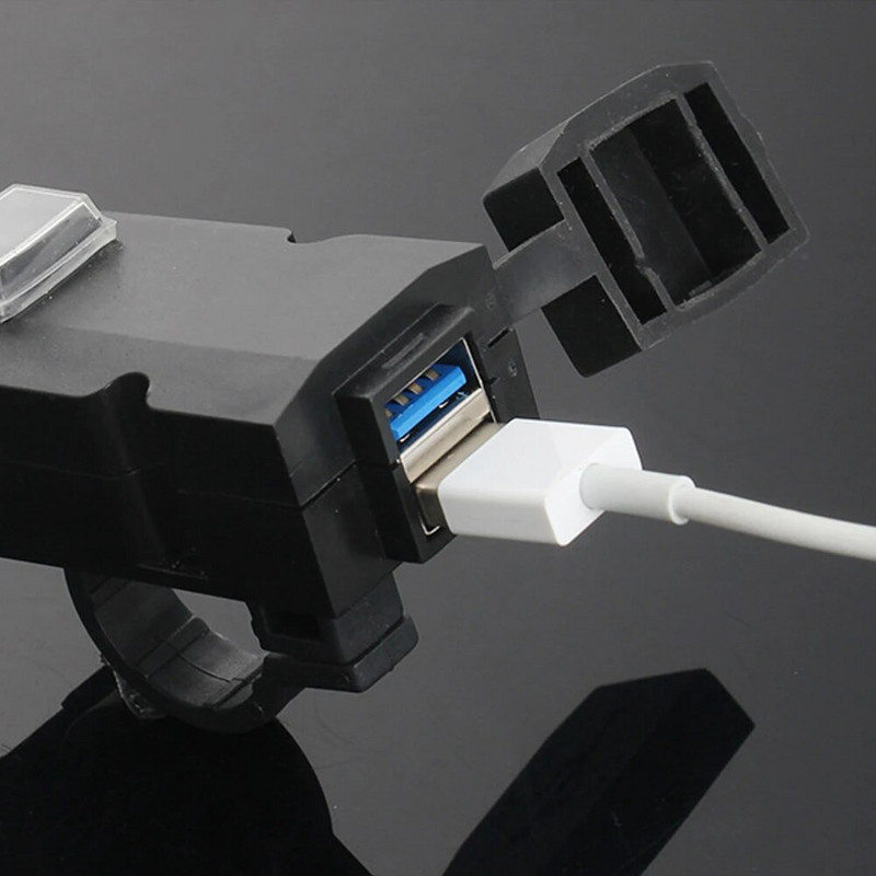 QC3.0 USB Motocikla ligzda Ūdensizturīgs Dual USB Quick Change 3.0 5V ūdensizturīgs barošanas adapteris tālruņa navigācijai