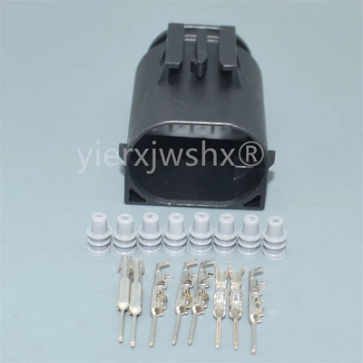 1Komplekt 8 kontaktiga 1-929342-1 1-1418552-1 4F0972708 1-1534229-1 2-1534229-2 2-1534229-1 Auto väikese voolu elektrijuhtme kaabli pistikupesa