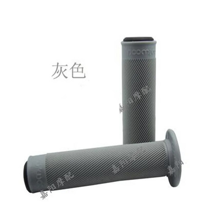 Pāris motocikla stūres rokturi Motociklu piederumi Gumijas motokrosa rokas stienis Nesagraujoša uzstādīšana 22 MM universāls