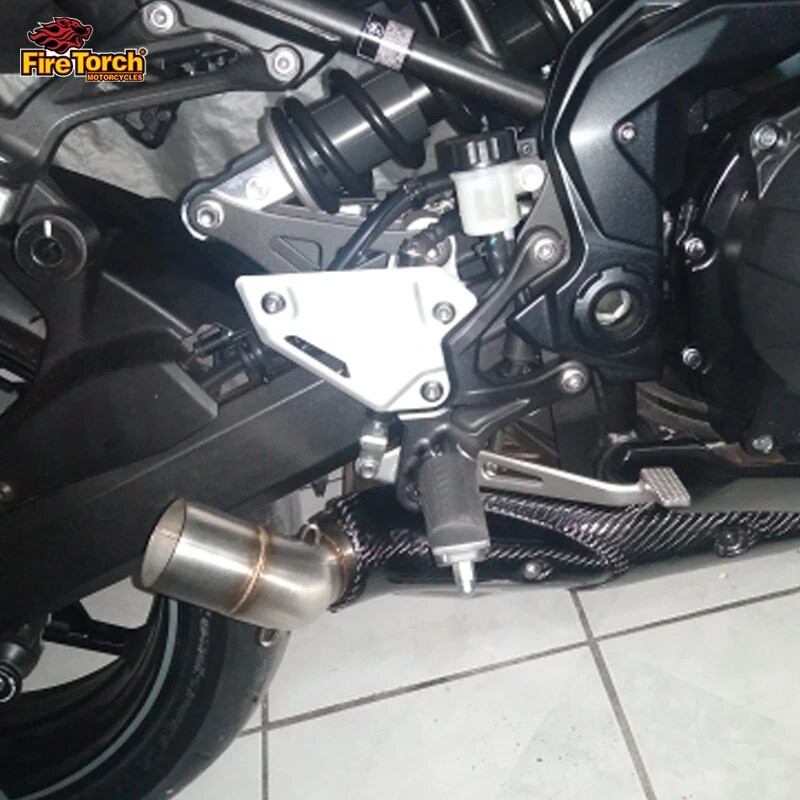 Libistage Kawasaki Z900 A2 Z900e 2017-2023 mootorratta väljalaske summuti Escape Moto Modiifed roostevaba keskmise keskmise ühendustoru jaoks