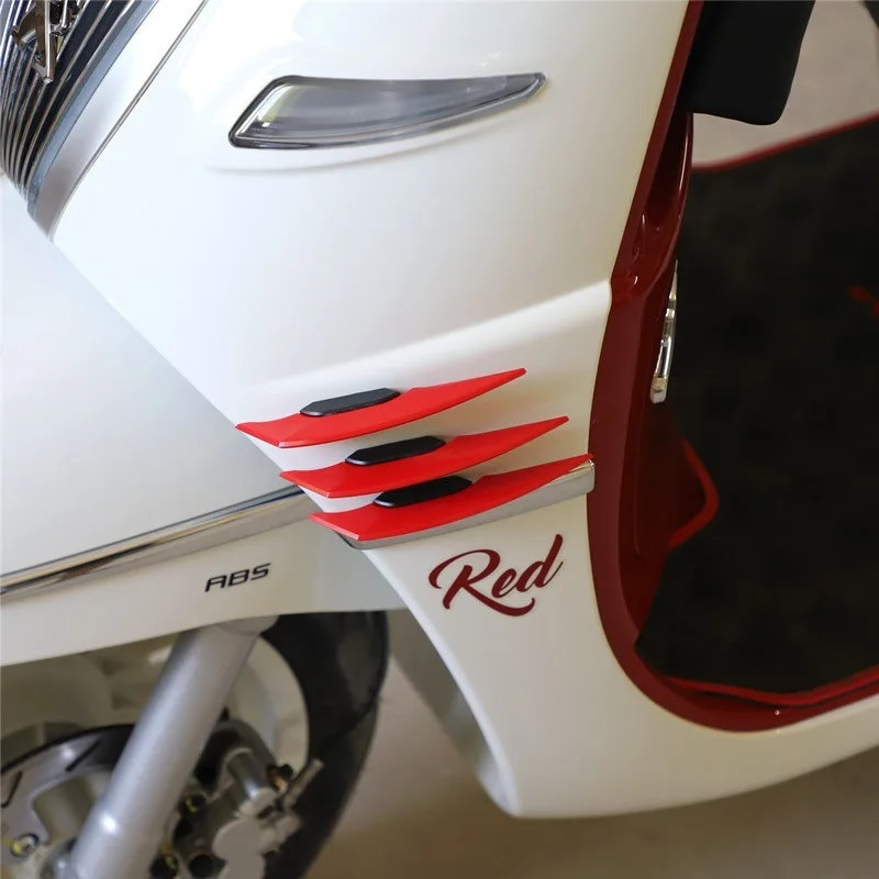 1 pāris universāls motocikla priekšējais apšuvums, sānu spoileri, dinamiskā spārna uzlīme Motocikla spārnu aerodinamiskā