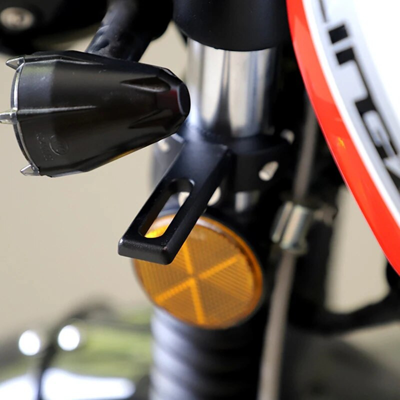 Mootorratta esitulede prožektorite kinnitus universaalne mootorratta udutulede kronstein, kahvel kõrva chopper esilaterna hoidik mototarvikud