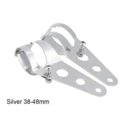 Mootorratta esitulede kinnitusklamber kahvli kõrvalõikur Esilaterna hoidiku klamber reguleeritav mootori kahvli kinnitus 27-36 mm 38-48 mm universaalne