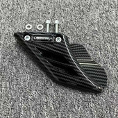 Oglekļa šķiedras apdruka GB sacīkšu motocikla universālais apakšējā ķēdes aizsargs, kas piemērots visu sēriju transportlīdzekļu modeļiem