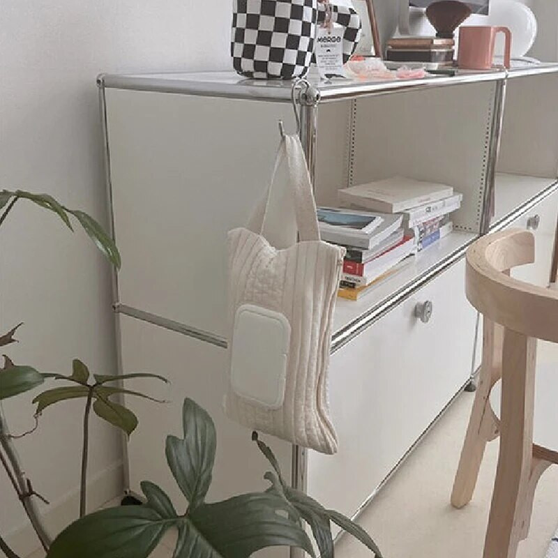 2024. gada jauns izšūšanas auduma pārsegs bērnu ratiņu salvešu maisiņš, papīra turētājs uzglabāšanas kaste Ērta noņemama vāka salvete kaste