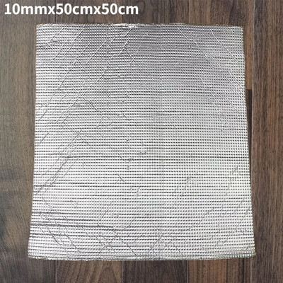50 * 50 cm alumīnija folijas kokvilnas automašīnu siltumizolācijas plēve automašīnu kravas automašīnu siltumizolācijas trokšņa slāpētāja spilventiņš ugunsdrošības putu auto daļa