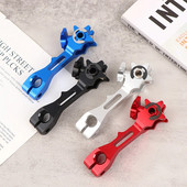 1 gab. Universāla CNC alumīnija sviras svira aizmugurējā bremžu svira, regulējama spriegojuma svira motocikla piederumiem