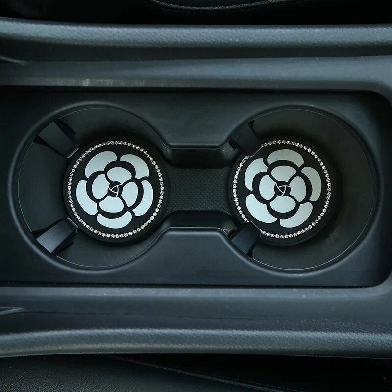 2 τεμάχια Car Water Cup Pad Creative Diamond Inlaid Camellia Flower Storage Tank Αντιολισθητικό ματ Προϊόντα εσωτερικής διακόσμησης για γυναίκες