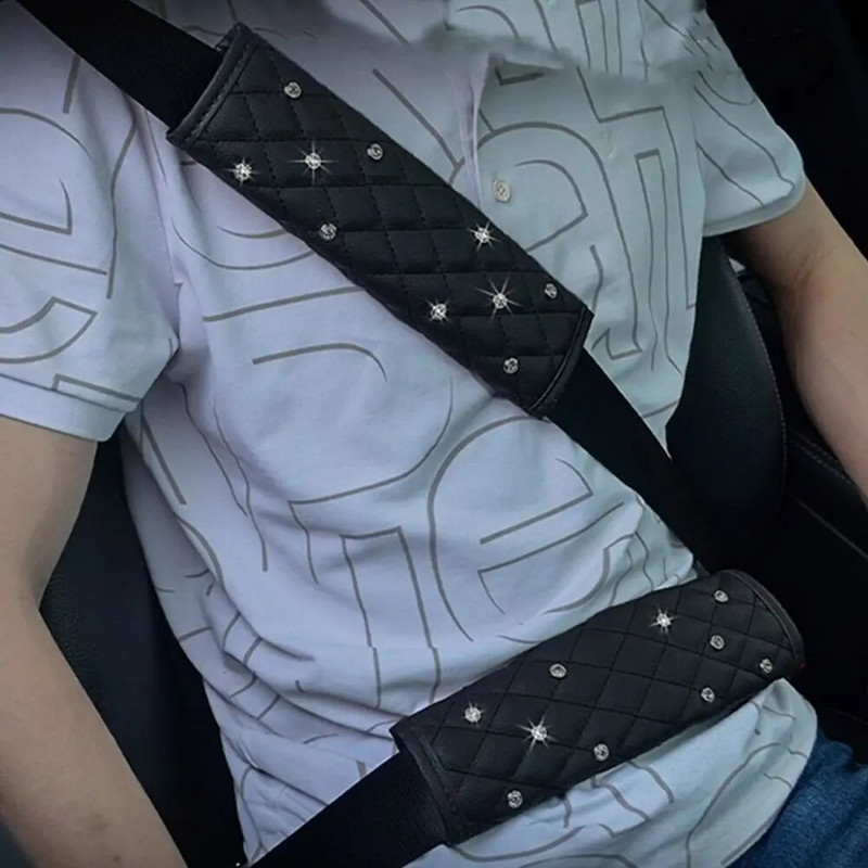 Plecu aizsargs automašīnas drošības jostas pārvalks Universāls spīdīgs dimanta plecu aizsargs, regulējams automašīnas drošības jostas plecu polsteris bērniem