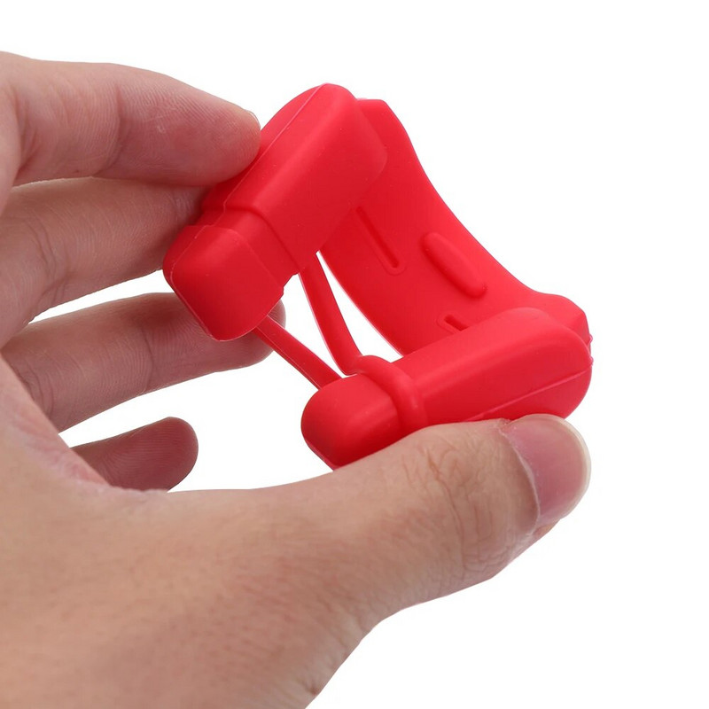 1 db univerzális biztonsági öv csatvédő szilikon karcolásgátló burkolat ütközést elkerülő csatcsipesz védő belső biztonsági szerszám