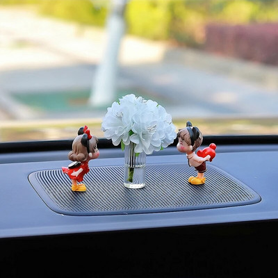 Jauki ziedu smarža Pāra automašīnu salona apdares rotājumi Auto centra konsoles apdares sīkrīki sievietēm Automašīnu aksesuāri