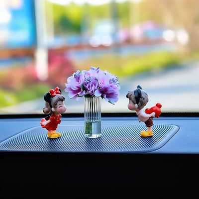 Jauki ziedu smarža Pāra automašīnu salona apdares rotājumi Auto centra konsoles apdares sīkrīki sievietēm Automašīnu aksesuāri