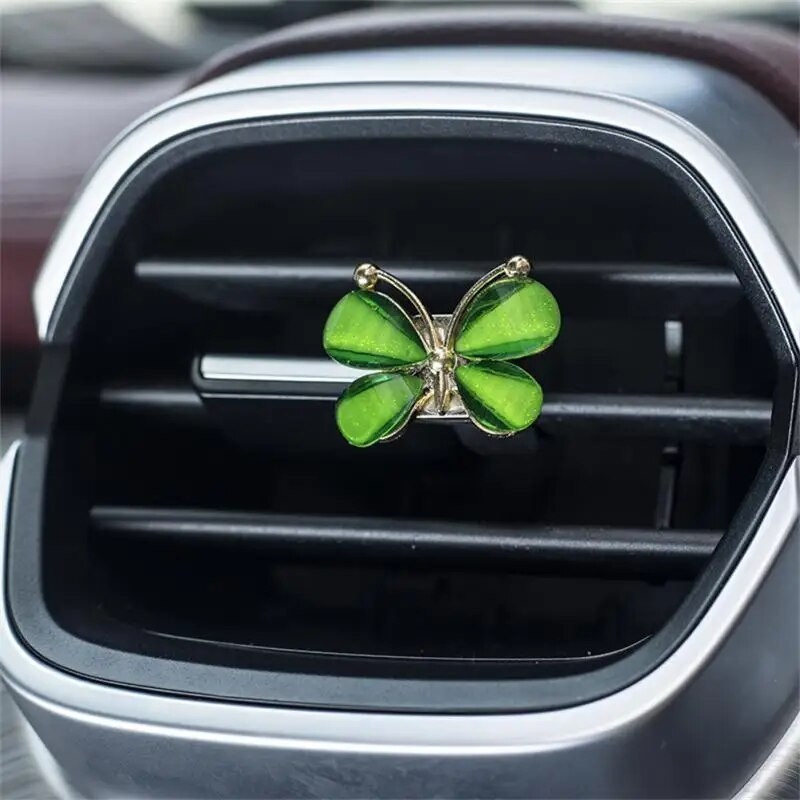 Butterfly Car Air Outlet Parfüüm Creative Auto Parfüüm Auto Konditsioneer Suu Parfüümi Klamber Auto Aroomiteraapia Autotarvikud