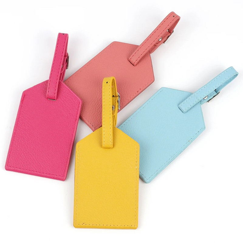 Ādas bagāžas etiķete Ceļojumu čemodāna nosaukums Adrese ID Bagāžas etiķetes Adreses turētājs Pārnēsājamas iekāpšanas birkas Ceļojumu piederumi