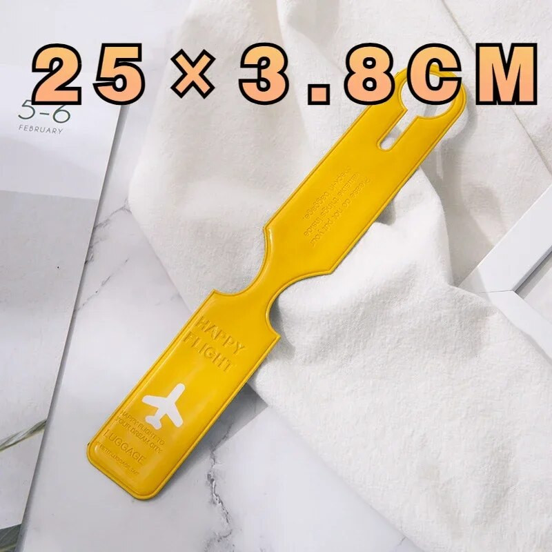 PVC lentes bagāžas birkas iekāpšanas karte Pārnēsājama reģistrēta piekarināma bagāžas soma Pretnozaudēšanas etiķetes identifikācijas etiķete Ceļojumu piederumi