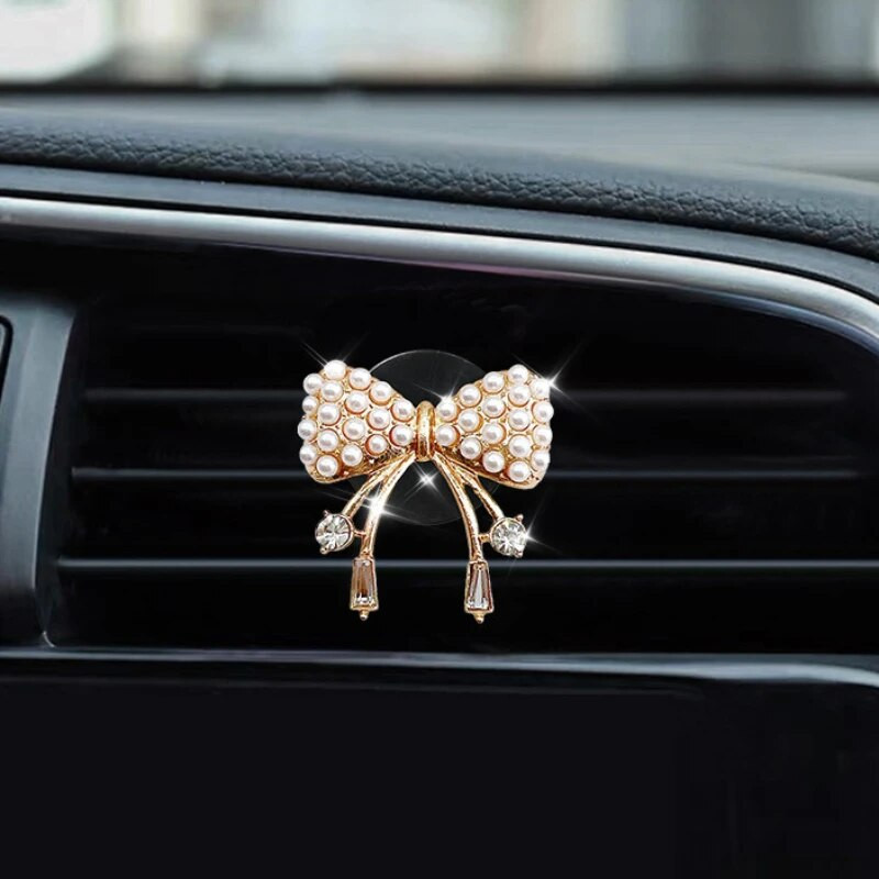 Novi Bowknot automobilski klima-uređaj Otvor za odvod zraka Stezaljka za parfeme Stezaljka za aromaterapiju automobila Slatki dodaci za automobile iz crtića