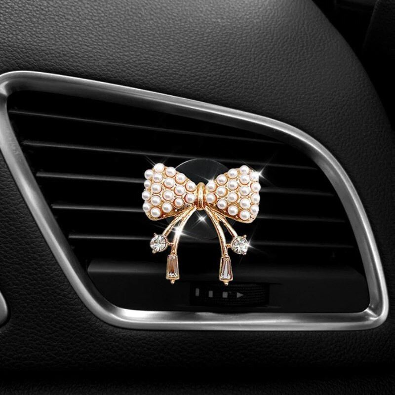 Novi Bowknot automobilski klima-uređaj Otvor za odvod zraka Stezaljka za parfeme Stezaljka za aromaterapiju automobila Slatki dodaci za automobile iz crtića