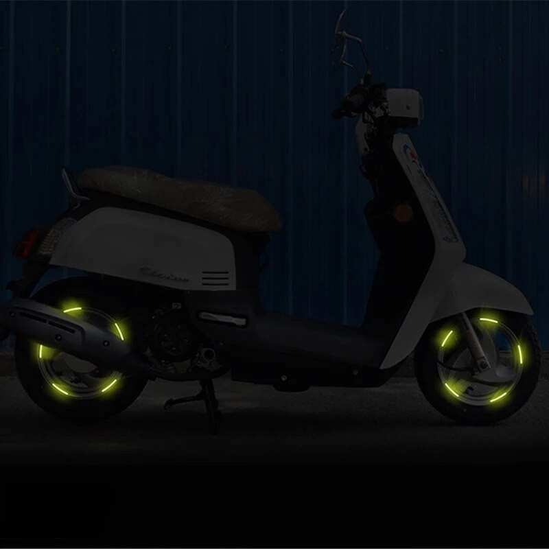 20 komada reflektirajućih traka za kotače automobila i motocikla Šarene naljepnice za glavčine Univerzalne naljepnice za kotače za noćnu vožnju Auto moto dekor