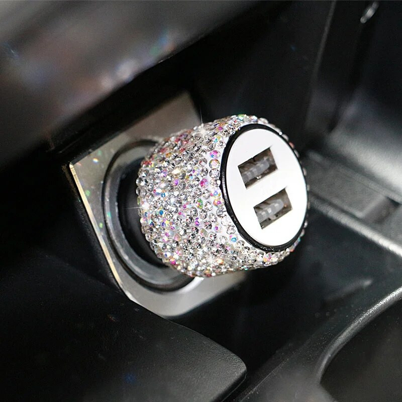 Jauns Bling USB automašīnas lādētājs 5 V 2,1 A divu pieslēgvietu ātrs adapteris, rozā automašīnas dekors, auto dizains, dimanta automašīnas aksesuāri, salons sievietēm