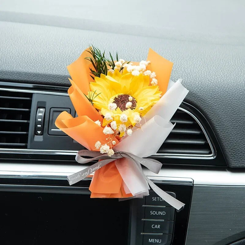 Automašīnas gaisa atsvaidzinātājs Automašīnas gaisa izplūdes skava, žāvēti ziedi, gaisa atsvaidzinātāja skava Aromterapijas mazi svaigi automašīnu apdares piederumi