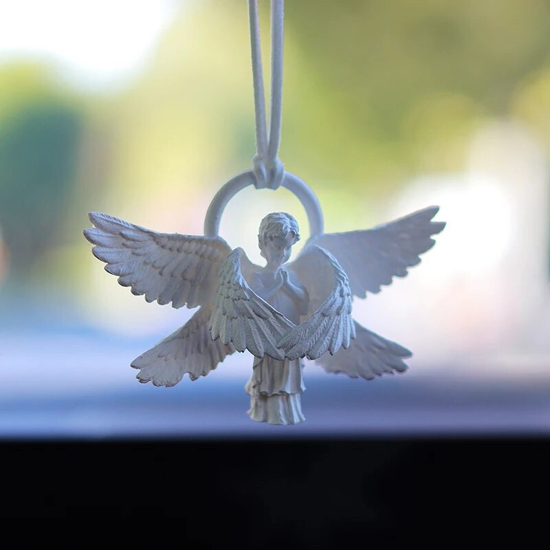 Lucky Angel automašīnas atpakaļskata spoguļa kulons Auto salona apdare Mini Resin Angel piekaramie ornamenti dāvanām Auto piederumi
